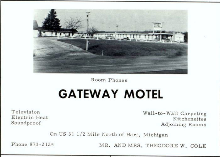 Gateway Motel - 1968 High School Yearbook Ad (newer photo)